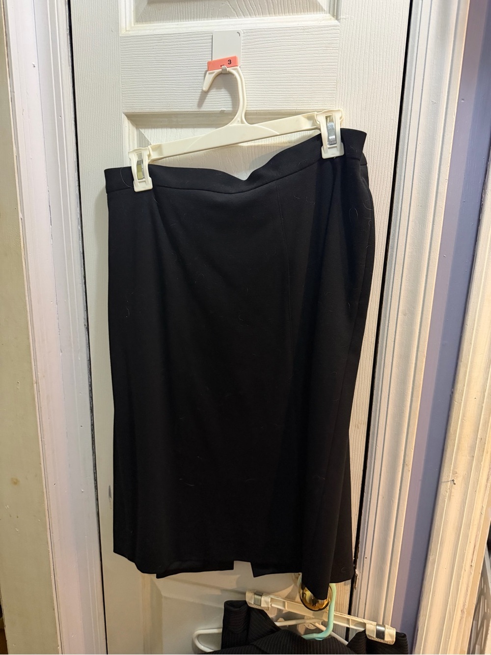 Kasper Black Women's Pencil Skirt with Notched Waist